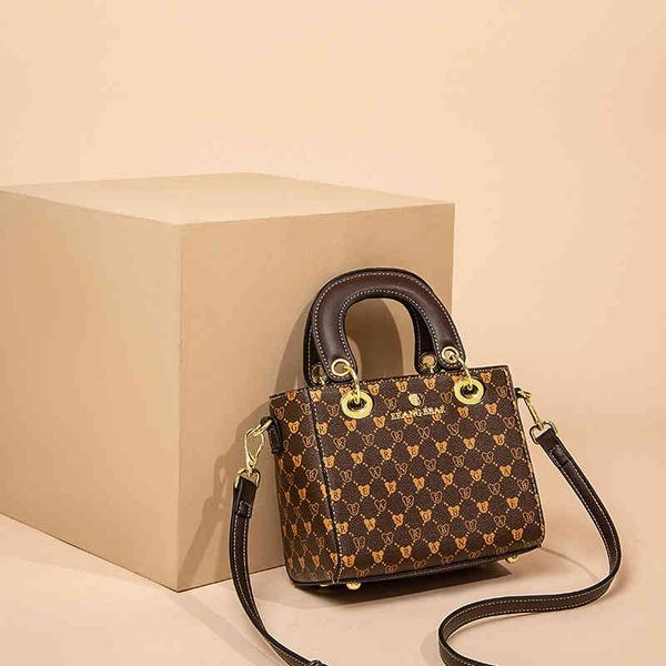 is the new fashion women's leather printed messenger high sense hand princess diana bag luxury designer
is the new fashion women's leather printed messenger high sense hand princess diana bag luxury designer