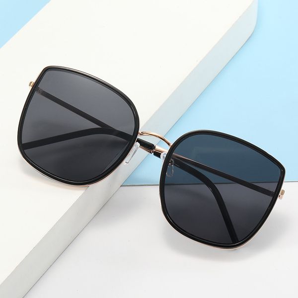 new white sunglasses women's square fashion outdoor sunglasses, White;black
