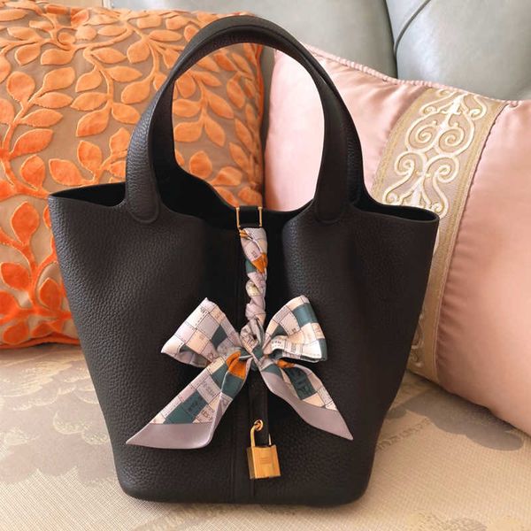 leather original quality handbag hemees picotins designer bags lock bag new fashionable leather vegetable basket women's bag soft cowhi
leather original quality handbag hemees picotins designer bags lock bag new fashionable leather vegetable basket women's bag soft cowhi