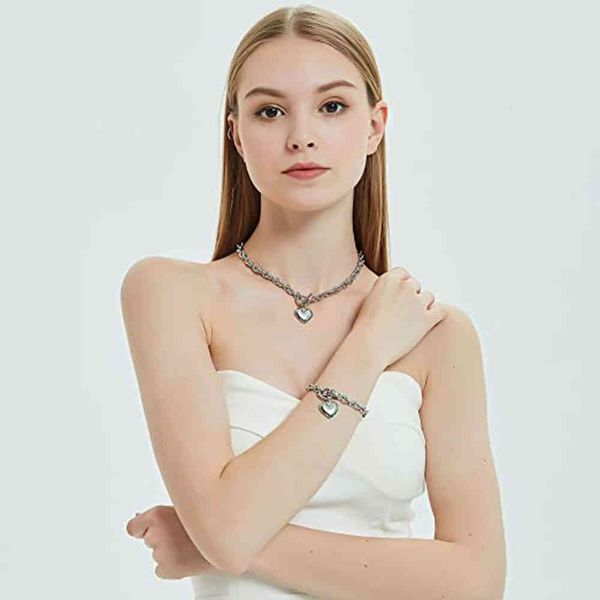 love heart necklace and bracelet jewelry sets for women gift stainless steel engagement wedding party chain set jewelry fashion, Slivery;golden
love heart necklace and bracelet jewelry sets for women gift stainless steel engagement wedding party chain set jewelry fashion, Slivery;golden