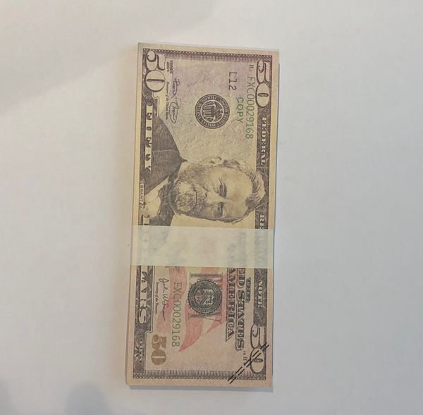 50% size party supplies 100 package american 100 bar currency paper dollar atmosphere quality props rose gold prop money realistic 20 dollar
50% size party supplies 100 package american 100 bar currency paper dollar atmosphere quality props rose gold prop money realistic 20 dollar
