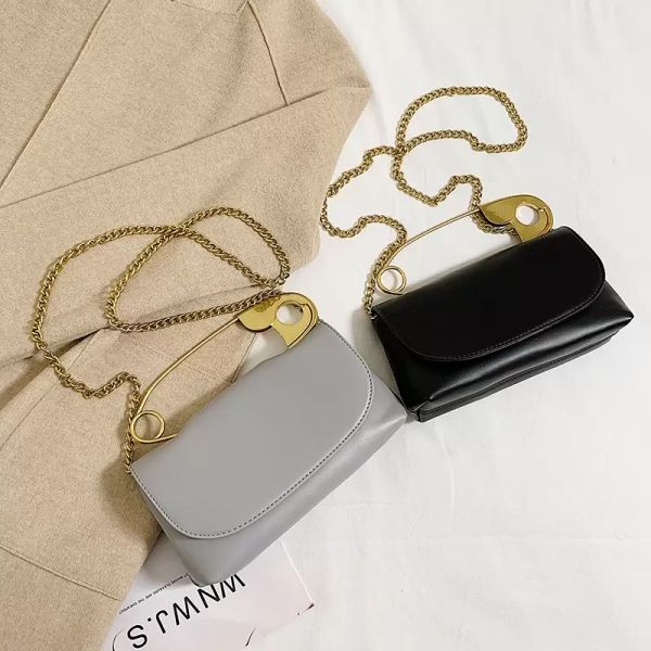 special small totes with metal handle 2021 fashion new quality pu leather womens designer handbag chain shoulder messenger bag
special small totes with metal handle 2021 fashion new quality pu leather womens designer handbag chain shoulder messenger bag