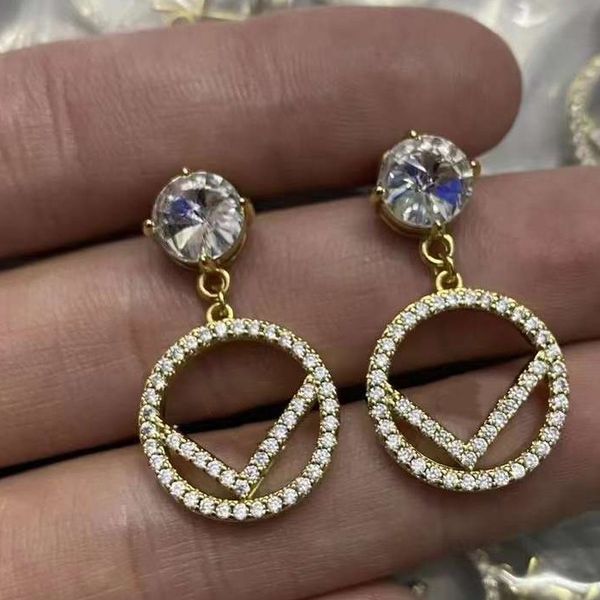 brand designer hoop earrings chandelier new luxury diamond f letters designer stud earrings for women party wedding jewelry gift, Silver
brand designer hoop earrings chandelier new luxury diamond f letters designer stud earrings for women party wedding jewelry gift, Silver