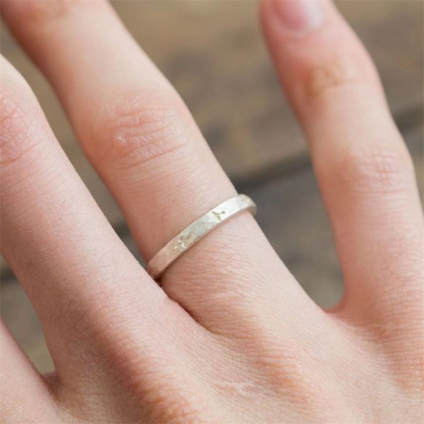 dark style cross small ring 925 sterling silver material hip-hop fashion trend street all-match jewelry accessories 
dark style cross small ring 925 sterling silver material hip-hop fashion trend street all-match jewelry accessories