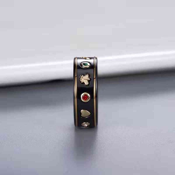 2023 designer new fashion jewelry simple black-and-white couple's double bee ring, Silver
2023 designer new fashion jewelry simple black-and-white couple's double bee ring, Silver