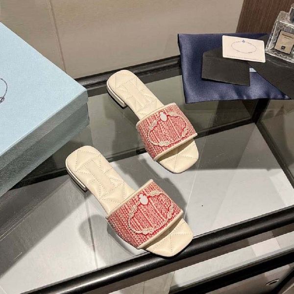 2022 designer women sandals sandals velcro classic slippers real leather slides platform flats shoes sneakers boots with dustbag by new01 07, Black
2022 designer women sandals sandals velcro classic slippers real leather slides platform flats shoes sneakers boots with dustbag by new01 07, Black