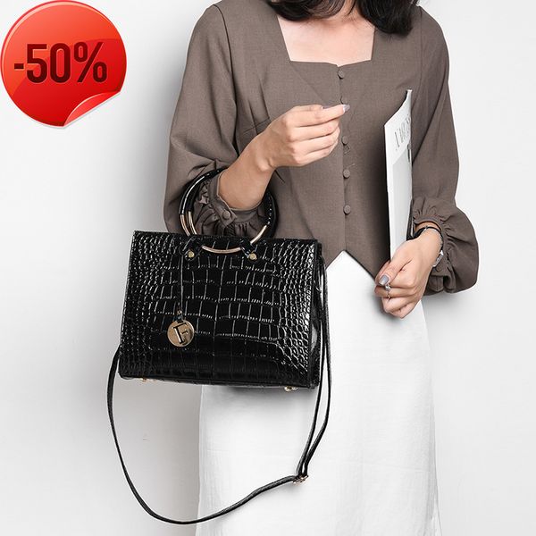 the factory directly stone pattern women's 2019 new fashion large capacity hand bag foreign style one shoulder msenger princs bag
the factory directly stone pattern women's 2019 new fashion large capacity hand bag foreign style one shoulder msenger princs bag