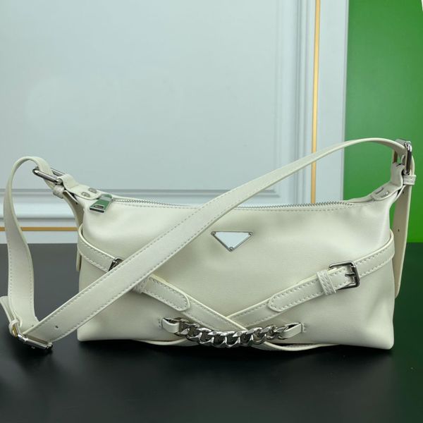 baguette axillary bag shoulder bags clutch bags genuine leather triangle letter design thread zipper chains hardware plain adjustable strap
baguette axillary bag shoulder bags clutch bags genuine leather triangle letter design thread zipper chains hardware plain adjustable strap