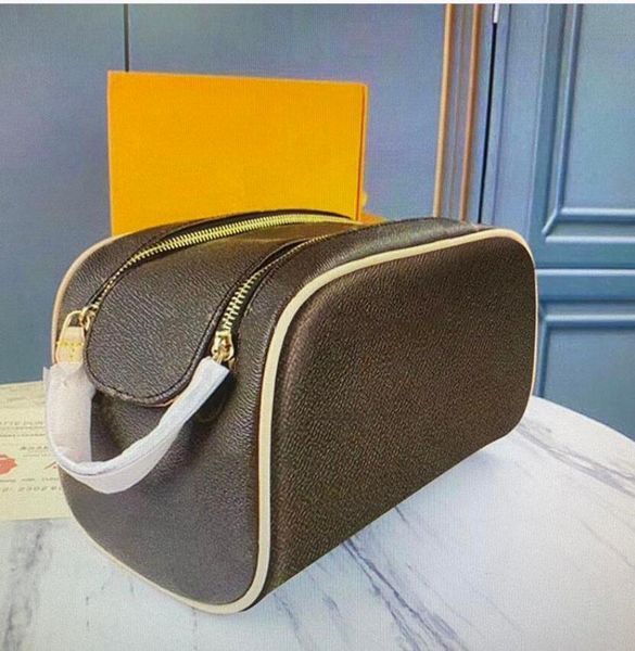 king size toiletry bag men extra large wash bags luxurys designers make up cosmetic toilet pouch women beauty makeup case pochette l-39 m475
king size toiletry bag men extra large wash bags luxurys designers make up cosmetic toilet pouch women beauty makeup case pochette l-39 m475