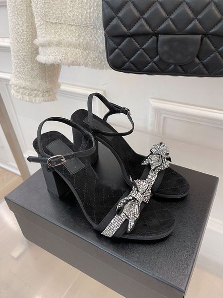 thick heel sandals women's 2022 summer new apricot head rhinestone bow high heels women's mid-heel, Black
thick heel sandals women's 2022 summer new apricot head rhinestone bow high heels women's mid-heel, Black