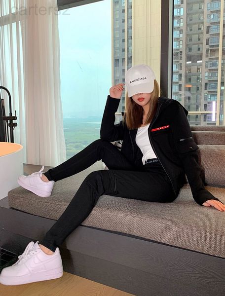 women's hoodies & sweatshirts designer autumn and winter 2020 new versatile simple leisure space cotton zipper hooded jacket + work tig, Black
women's hoodies & sweatshirts designer autumn and winter 2020 new versatile simple leisure space cotton zipper hooded jacket + work tig, Black