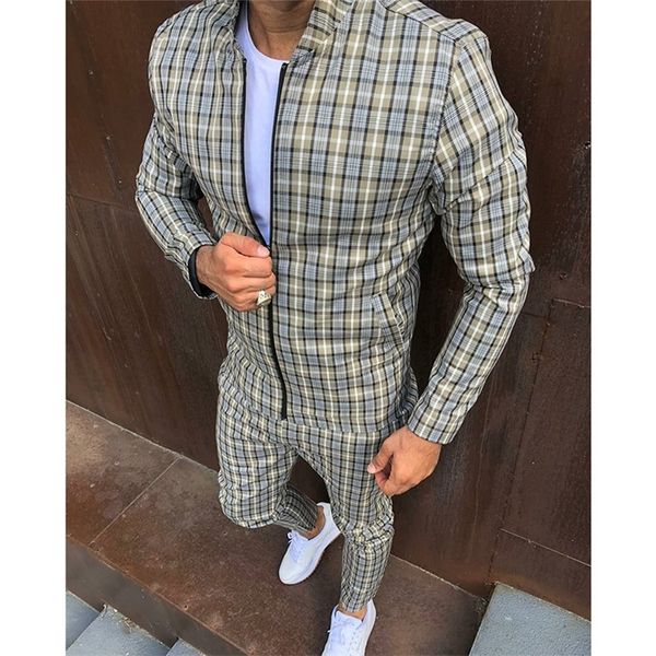 tracksuit men sportsuits gentlemen set zipper jacket suit long sleeve stripe coat pants gyms casual sportswear suit 220708, Gray
tracksuit men sportsuits gentlemen set zipper jacket suit long sleeve stripe coat pants gyms casual sportswear suit 220708, Gray