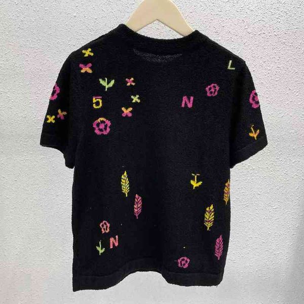 2022c factory direct sale trendy brand men's t-shirts women's high c 2022 spring and summer knitted short sleeve clothes letter st, White
2022c factory direct sale trendy brand men's t-shirts women's high c 2022 spring and summer knitted short sleeve clothes letter st, White