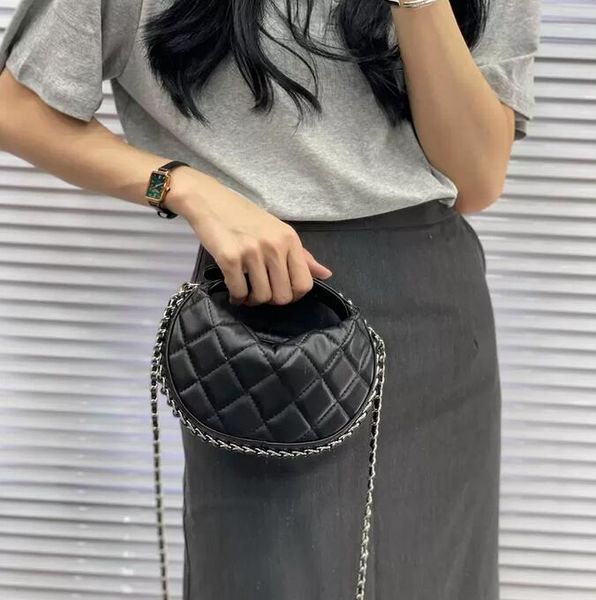 sw 2022 france womens classical classic mini clutch pea vanity bags gold black silver metal chain crossbody shoulder pocket outdoor sacoche
sw 2022 france womens classical classic mini clutch pea vanity bags gold black silver metal chain crossbody shoulder pocket outdoor sacoche