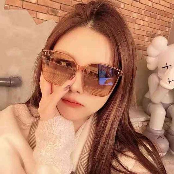 sunglass women's 2022 new korean fashion big frame chaoren glass net red sun street anti ultraviolet glass, White;black
sunglass women's 2022 new korean fashion big frame chaoren glass net red sun street anti ultraviolet glass, White;black