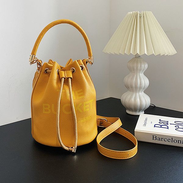 women crossbody bag tote bags pu leather handbags clutch purse new styles fashion purses bucket bag
women crossbody bag tote bags pu leather handbags clutch purse new styles fashion purses bucket bag