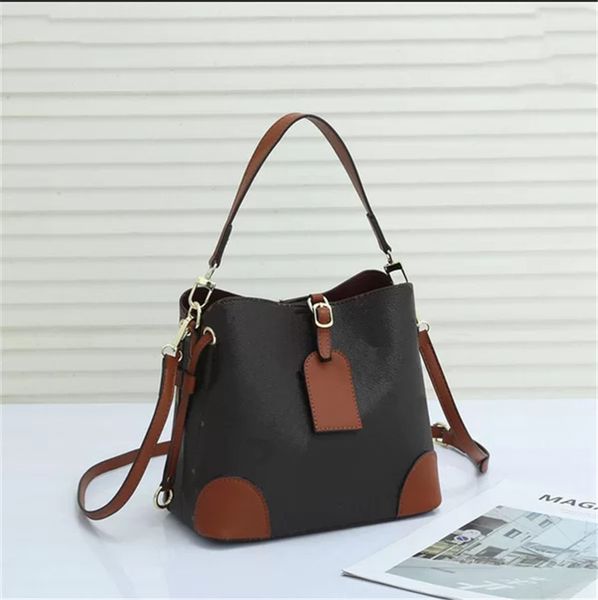 luxury designers bags womens ladies handbags leather crocodile pattern shoulder bag fashion crossbody handbag large capacity tote h0650
luxury designers bags womens ladies handbags leather crocodile pattern shoulder bag fashion crossbody handbag large capacity tote h0650