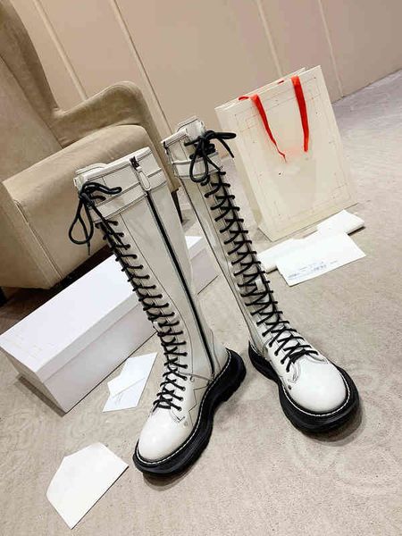boots women's knight boots spring and autumn yang mi's same type of long boots, knee high tube lacquer leather thick soled, Black
boots women's knight boots spring and autumn yang mi's same type of long boots, knee high tube lacquer leather thick soled, Black