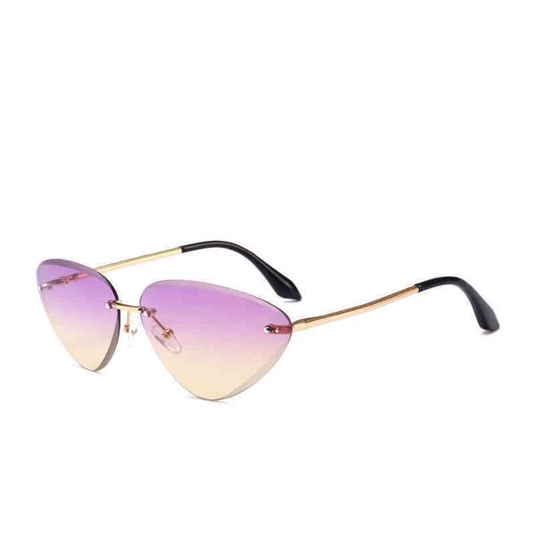 2018 bt selling framels perforated cat's eye narrow sunglass trend cut sunglass 9007, White;black
2018 bt selling framels perforated cat's eye narrow sunglass trend cut sunglass 9007, White;black