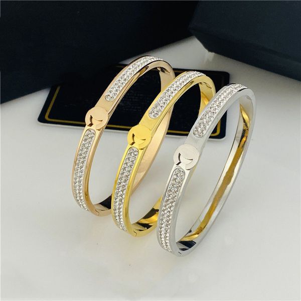 luxury brand bracelets designer design snap bangle men's and women's bracelet fashion classic jewelry christmas valentine's d, Black
luxury brand bracelets designer design snap bangle men's and women's bracelet fashion classic jewelry christmas valentine's d, Black
