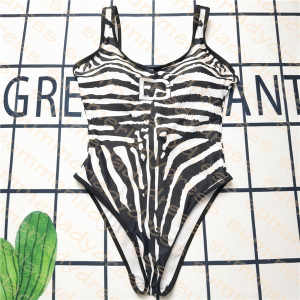 push up backless swimwear zebra stripes print one piece swimsuit vacation beach bathing suit for women, White;black
push up backless swimwear zebra stripes print one piece swimsuit vacation beach bathing suit for women, White;black