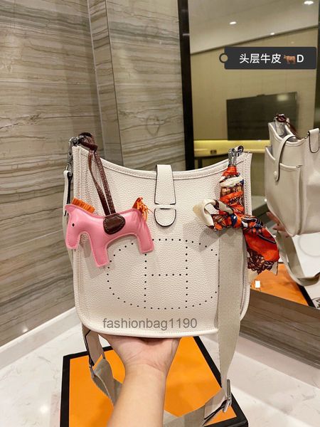 women bags designer bag 2022 women single bags women's women handbags hermss h evelyn shoulder beauty tote bag high-capacity commuting
women bags designer bag 2022 women single bags women's women handbags hermss h evelyn shoulder beauty tote bag high-capacity commuting