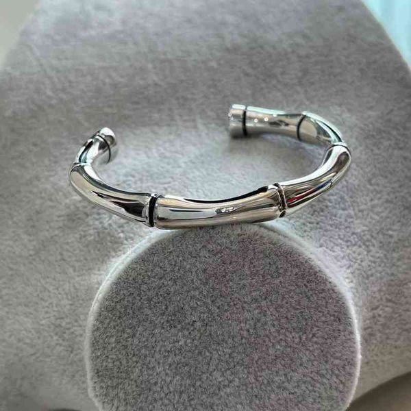 2023 designer new jewelry men's and women's bamboo bracelet open solid silver lovers bracelet, Black
2023 designer new jewelry men's and women's bamboo bracelet open solid silver lovers bracelet, Black