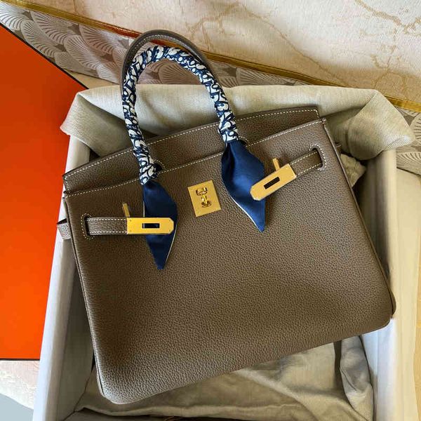 birkins handbag high end platinum bag imported togo cowhide lychee pattern leather portable women's 25 / 30cm manual honey wax line
birkins handbag high end platinum bag imported togo cowhide lychee pattern leather portable women's 25 / 30cm manual honey wax line