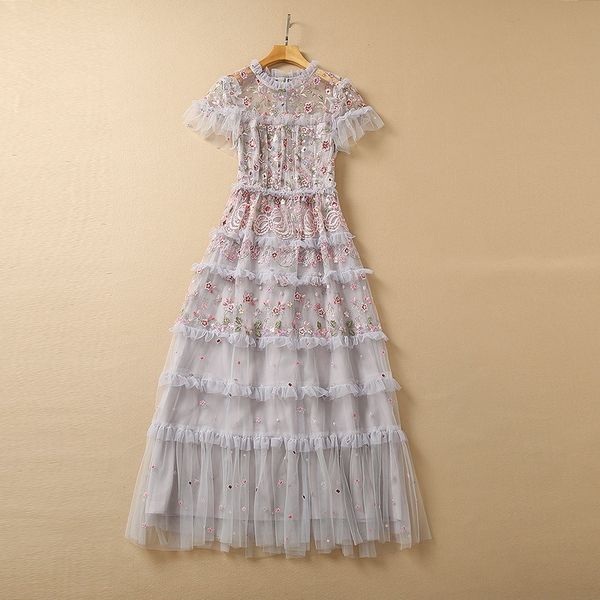 european and american women's summer 2022 new short sleeve stand collar flower embroidery fashion gauze pleated dress xxl, Black;gray
european and american women's summer 2022 new short sleeve stand collar flower embroidery fashion gauze pleated dress xxl, Black;gray