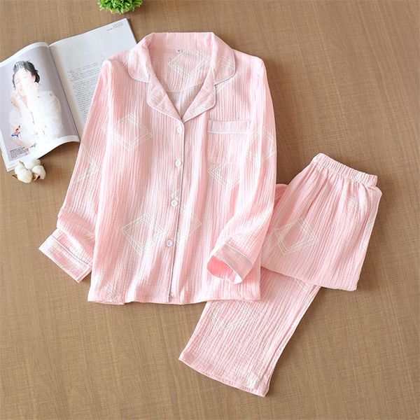 women's diamondshaped crepe cotton longsleeved trousers home twopiece set pajamas spring summer thin pajamas with stanamas t200429, Black;red
women's diamondshaped crepe cotton longsleeved trousers home twopiece set pajamas spring summer thin pajamas with stanamas t200429, Black;red