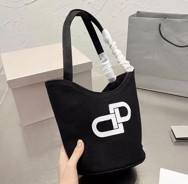 canvas bucket tote bags crossbody bag women handbag thread fashion letters print ladies wallets large capacity shopping bag
canvas bucket tote bags crossbody bag women handbag thread fashion letters print ladies wallets large capacity shopping bag