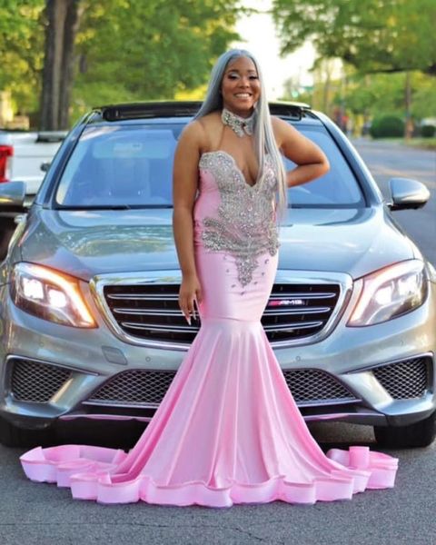 new pink prom dresses for black girl satin beading sequined crystal high neck luxury evening dress celebrity party formal gowns
new pink prom dresses for black girl satin beading sequined crystal high neck luxury evening dress celebrity party formal gowns