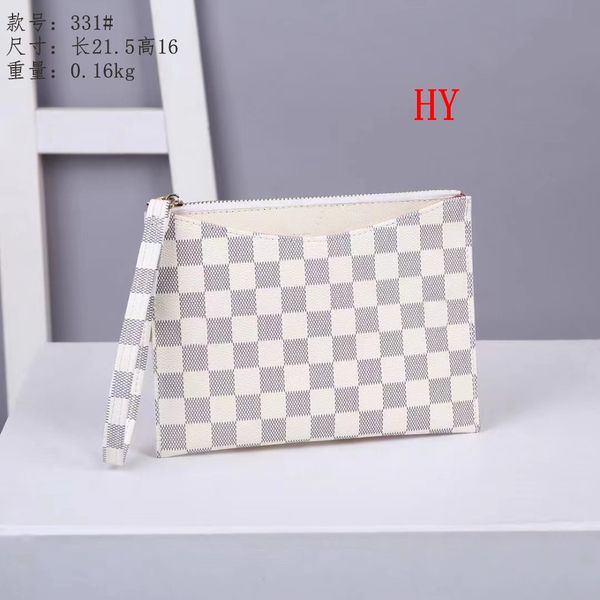 luxurys clutch bags toiletry pouch purses men women letter leather handbag shoulder wallets
luxurys clutch bags toiletry pouch purses men women letter leather handbag shoulder wallets
