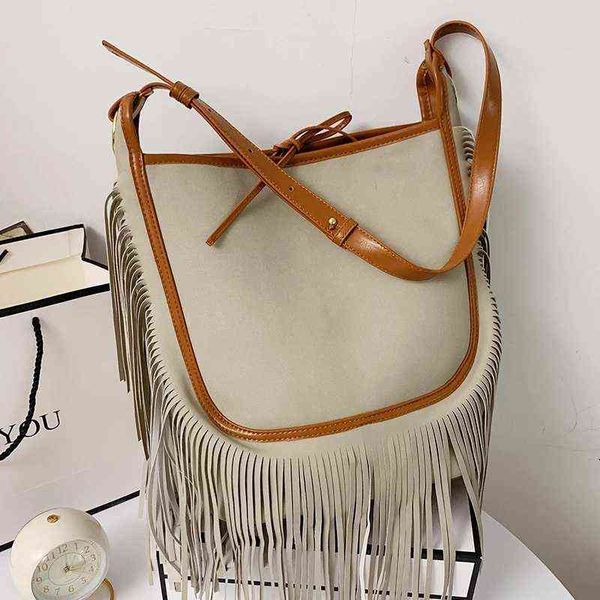 large capacity crossbody messenger bags shoulder bags for women 2022 retro big tassel designer messenger bag ladies bohemia hand g220509
large capacity crossbody messenger bags shoulder bags for women 2022 retro big tassel designer messenger bag ladies bohemia hand g220509