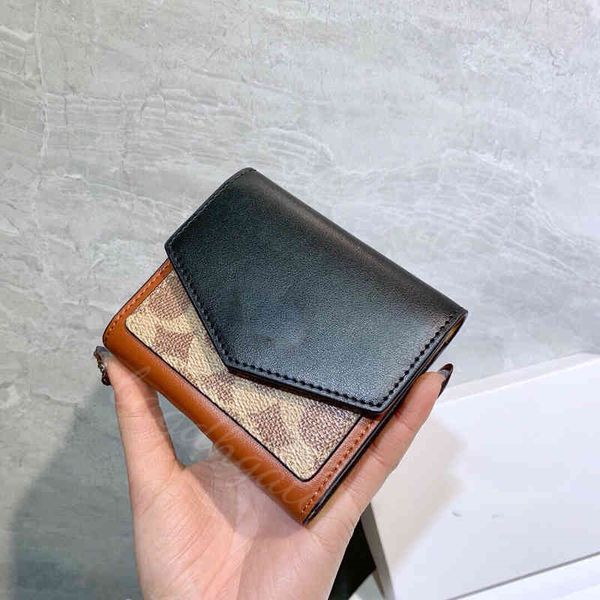 luxury designer bags embossing leather wallets women short printing retro ins student folding buckle zero classic female purses, Brown;gray
luxury designer bags embossing leather wallets women short printing retro ins student folding buckle zero classic female purses, Brown;gray