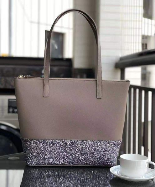 brand designer larger women handbags glitter purse patchwork shining fashion black shoulder crossbody shopping hobos bags pu leather totes
brand designer larger women handbags glitter purse patchwork shining fashion black shoulder crossbody shopping hobos bags pu leather totes