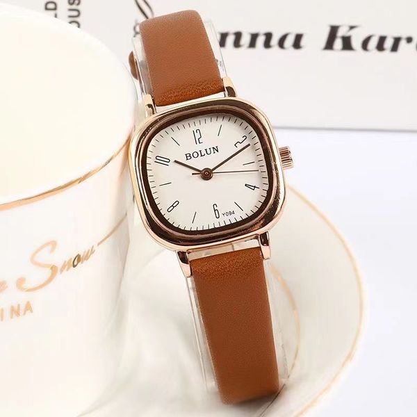 luxury womens watches designer simple temperament square watch women's light niche high-end student cold wind small mini women watch ht, Slivery;golden
luxury womens watches designer simple temperament square watch women's light niche high-end student cold wind small mini women watch ht, Slivery;golden