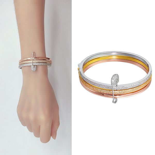 bracelets on hand fashion designer jewelry for women silver white rose gold accessory couple costume accessories cuffs bracelets, Golden;silver
bracelets on hand fashion designer jewelry for women silver white rose gold accessory couple costume accessories cuffs bracelets, Golden;silver