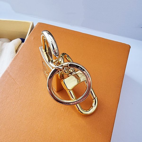 high qualtiy fashion accessories aolly keyring brand keychain designer men women car bag key chain with box, Silver
high qualtiy fashion accessories aolly keyring brand keychain designer men women car bag key chain with box, Silver