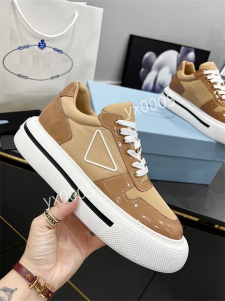 2022 men casual shoes dad sneaker paris fashion women shoe platform sports trainers strawberry mouse wave mouth tiger print rx220425, Black
2022 men casual shoes dad sneaker paris fashion women shoe platform sports trainers strawberry mouse wave mouth tiger print rx220425, Black