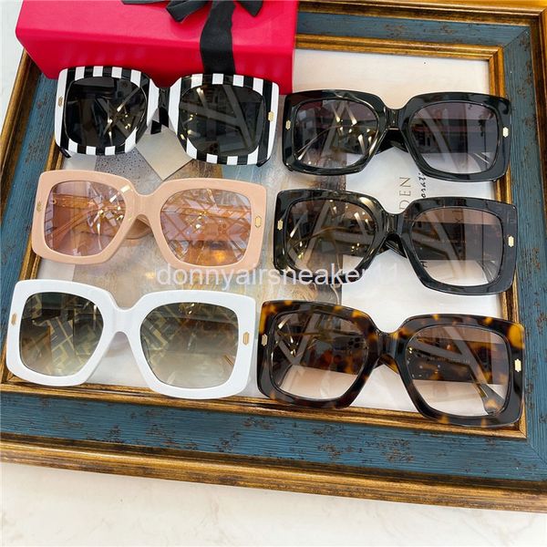 sunglasses large square face small ins net red same plate sunglasses ff0435, White;black
sunglasses large square face small ins net red same plate sunglasses ff0435, White;black