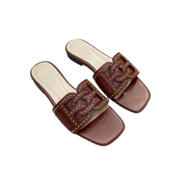 2022 new women casual outdoor flat slippers girls fashion soft leather open toe slides shoe lady summer holiday beach slipper brown black bi
2022 new women casual outdoor flat slippers girls fashion soft leather open toe slides shoe lady summer holiday beach slipper brown black bi