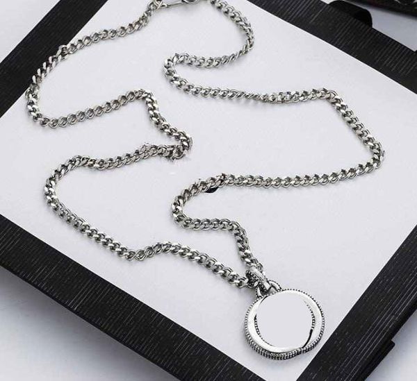 luxury letter silver chain necklace retro couple necklace men and women pendant designer jewelry gift
luxury letter silver chain necklace retro couple necklace men and women pendant designer jewelry gift