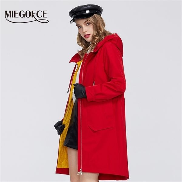 miegofce 2020 new spring windproof designer women trench warm cotton coat spring windbreaker with resistant collar with stylish lj200825, Tan;black
miegofce 2020 new spring windproof designer women trench warm cotton coat spring windbreaker with resistant collar with stylish lj200825, Tan;black