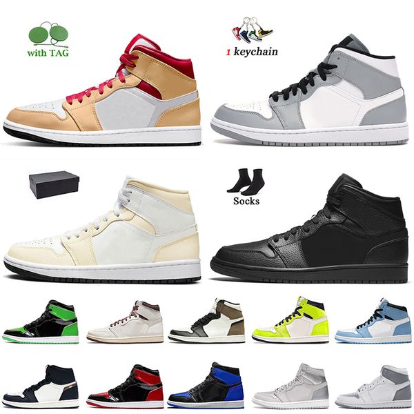 2023 high boots big size us 13 mens basketball shoes fashion 2022 jumpman 1 1s surfaces dark mocha patent bred a ma maniere high og hyper ro, Black
2023 high boots big size us 13 mens basketball shoes fashion 2022 jumpman 1 1s surfaces dark mocha patent bred a ma maniere high og hyper ro, Black
