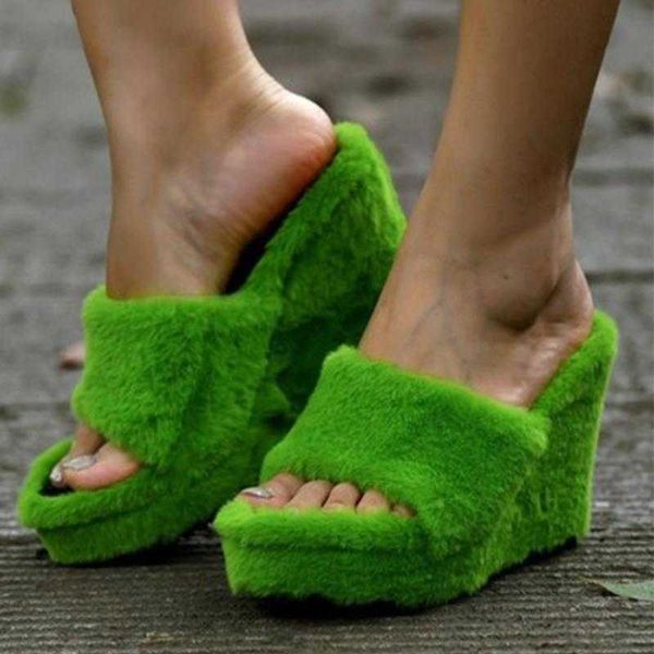 slippers faux fur wedge 2021 fashion winters high-heeled shoes open toe ladies plush slides solid soft furry female, Black
slippers faux fur wedge 2021 fashion winters high-heeled shoes open toe ladies plush slides solid soft furry female, Black