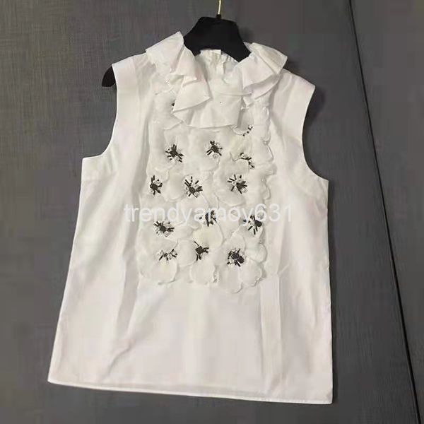 women's knits & tees early spring style design sense: few people fold white shirts, flounce three-dimensional flowers and women's
women's knits & tees early spring style design sense: few people fold white shirts, flounce three-dimensional flowers and women's
