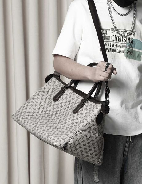 2022 new letter printing duffel bags fashion men women travel bag luggage designer handbags large capacity sport outdoor tote girls boys
2022 new letter printing duffel bags fashion men women travel bag luggage designer handbags large capacity sport outdoor tote girls boys