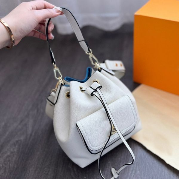 european bags brands leather material drawstring single shoulder bucket handbags
european bags brands leather material drawstring single shoulder bucket handbags