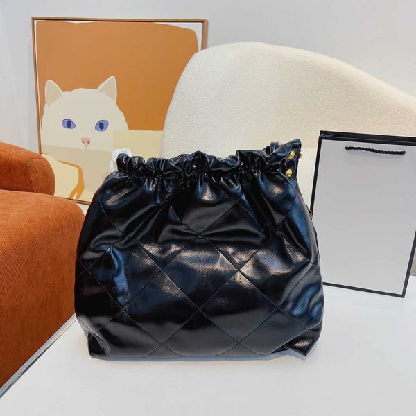 designer 22a new fashion class bag retro casual women tote shoulder bags female cc designer solid color chain high capacity handbag wallet f
designer 22a new fashion class bag retro casual women tote shoulder bags female cc designer solid color chain high capacity handbag wallet f